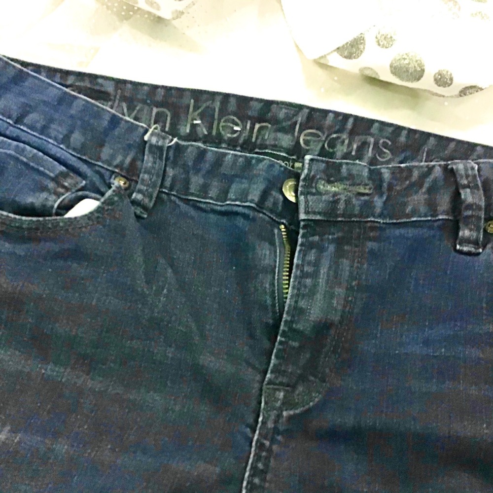 CALVIN KLEIN Leanboot Dark Wash Jeans - Size 12 - Picture 7 of 7